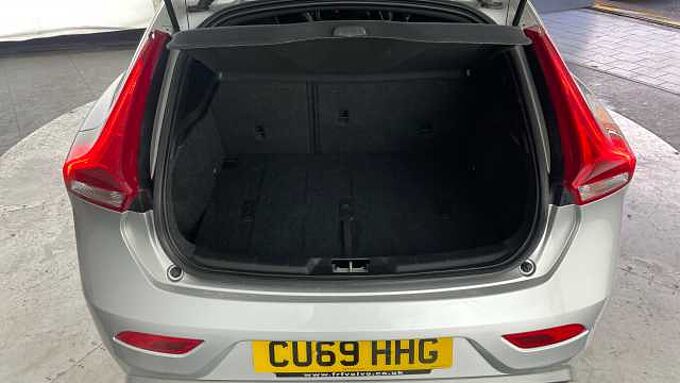 Volvo V40 T3 R-Design Pro Automatic