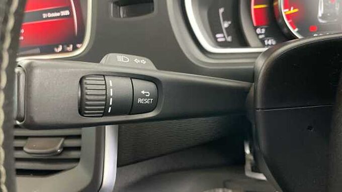 Volvo V40 T3 R-Design Pro Automatic