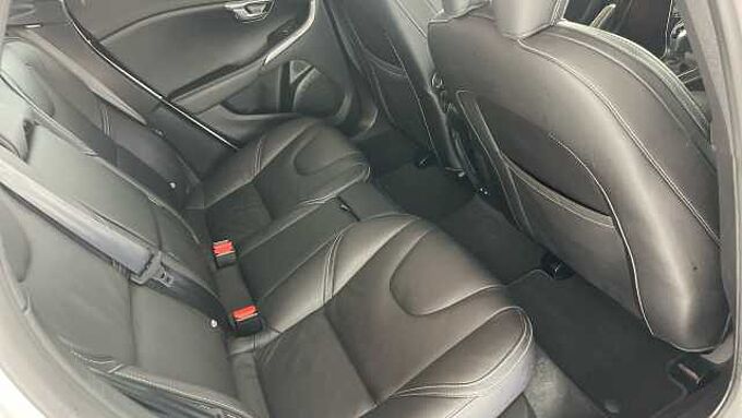 Volvo V40 T3 R-Design Pro Automatic