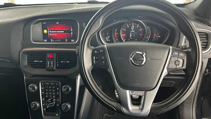 Volvo V40 T2 R-Design Pro Manual