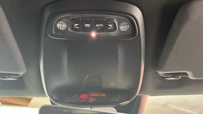 Volvo V40 T2 R-Design Pro Manual