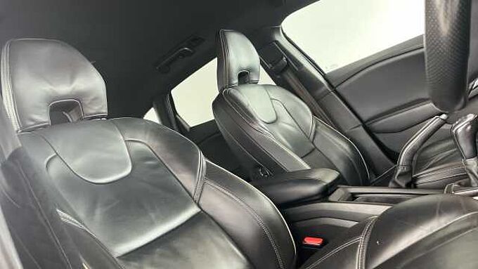 Volvo V40 T2 R-Design Pro Manual