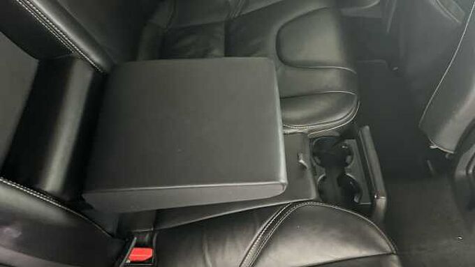 Volvo V40 T2 R-Design Pro Manual