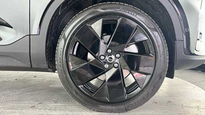 Volvo XC40 Black Edition Ultra, B4 Mild hybrid, Petrol