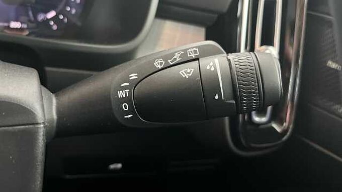 Volvo XC40 Black Edition Ultra, B4 Mild hybrid, Petrol