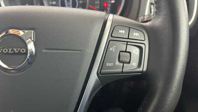 Volvo V40 T2 Momentum Automatic
