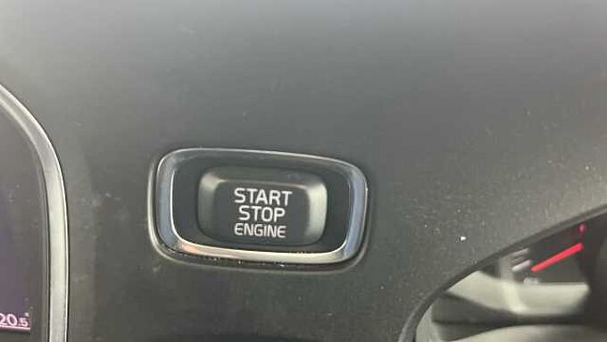 Volvo V40 T2 Momentum Automatic