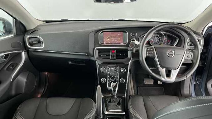 Volvo V40 T3 Momentum Automatic