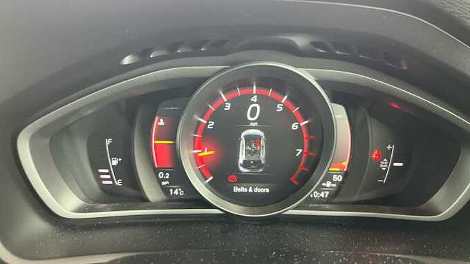 Volvo V40 T2 R-Design Pro Manual