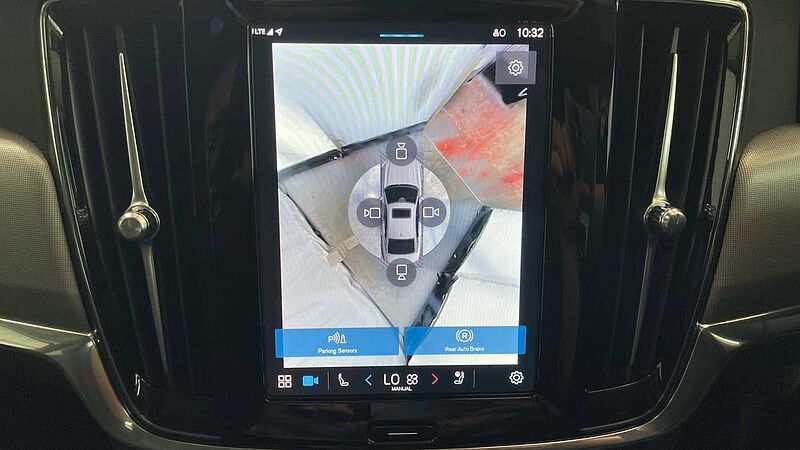 Volvo S90 Recharge Plus, T8 AWD Plug-in hybrid, Electric/Petrol, Dark