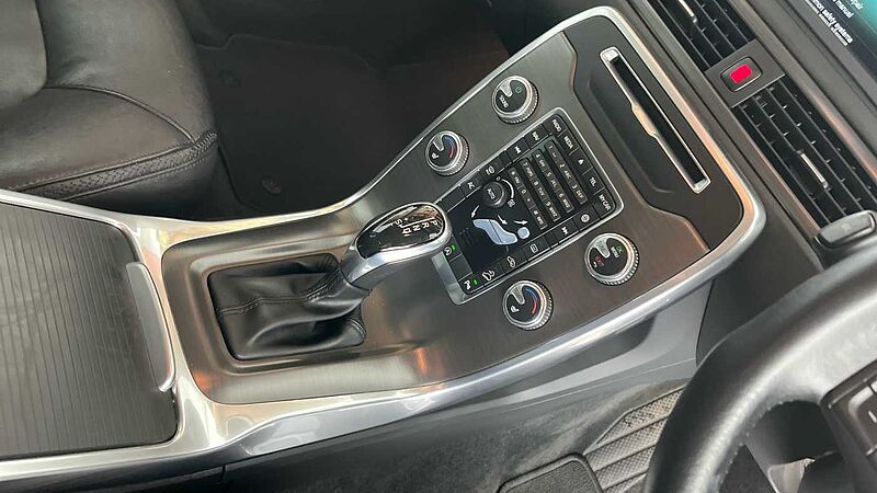 Volvo XC70 D5 AWD SE Lux Automatic