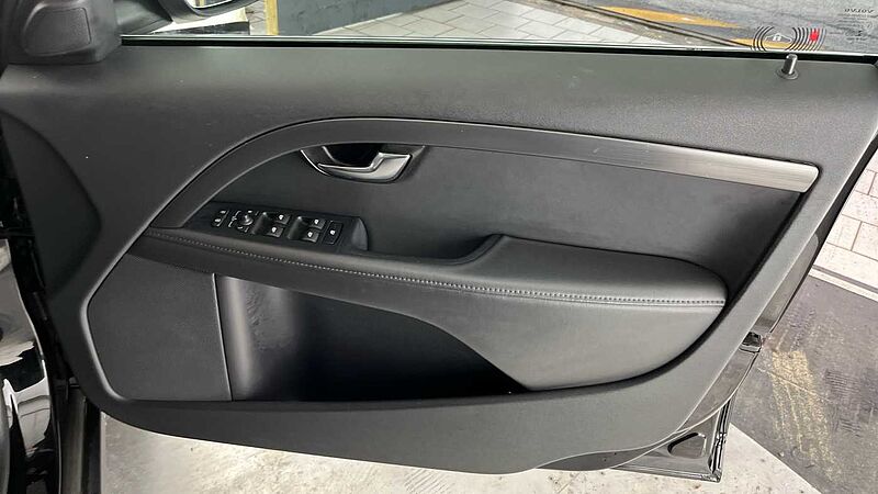 Volvo XC70 D5 AWD SE Lux Automatic