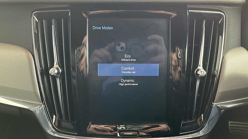 Volvo S90 D4 R-Design Automatic