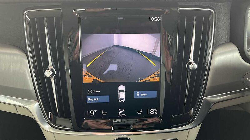 Volvo S90 D4 Momentum Plus Automatic