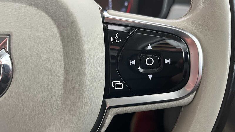 Volvo S90 D4 Momentum Plus Automatic