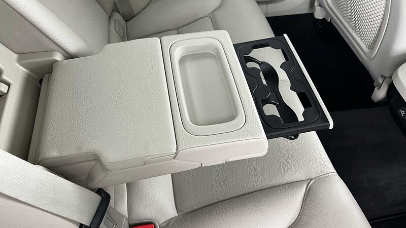 Volvo S90 D4 Momentum Plus Automatic