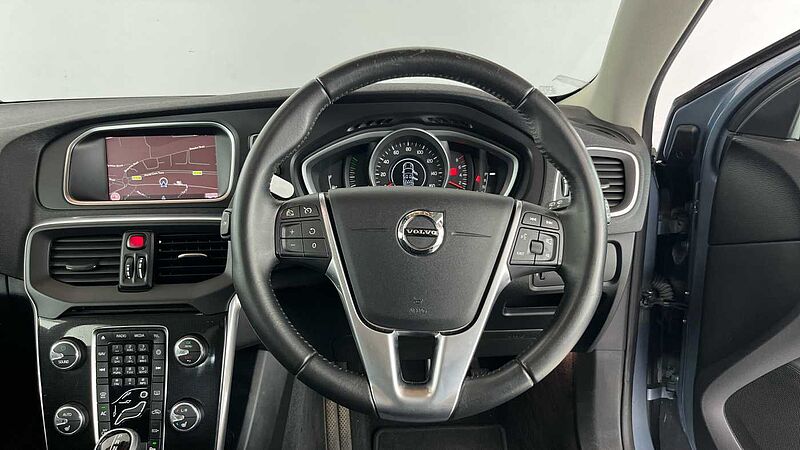 Volvo V40 T3 Momentum Automatic