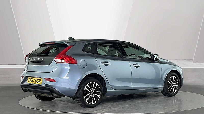 Volvo V40 T3 Momentum Automatic