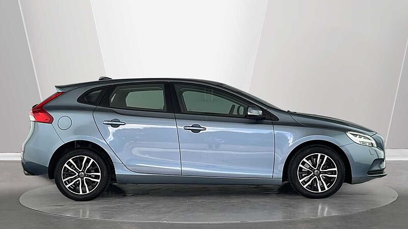Volvo V40 T3 Momentum Automatic