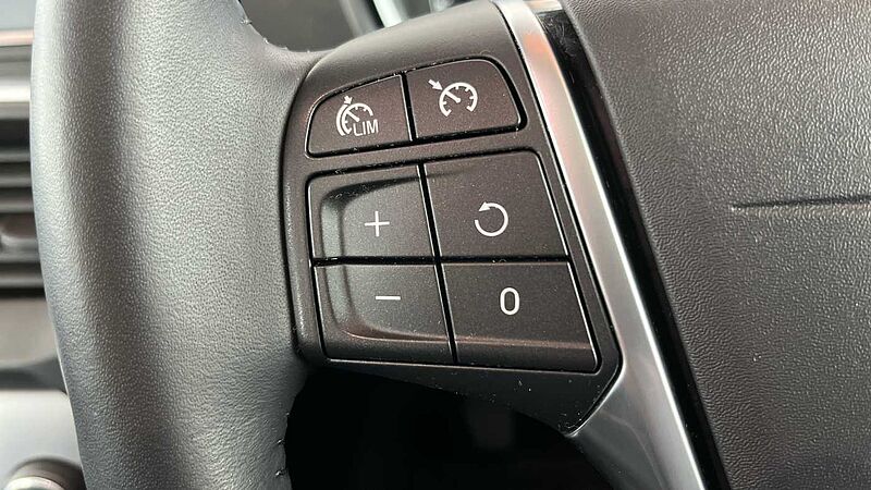 Volvo V40 T2 [122] Inscription 5dr