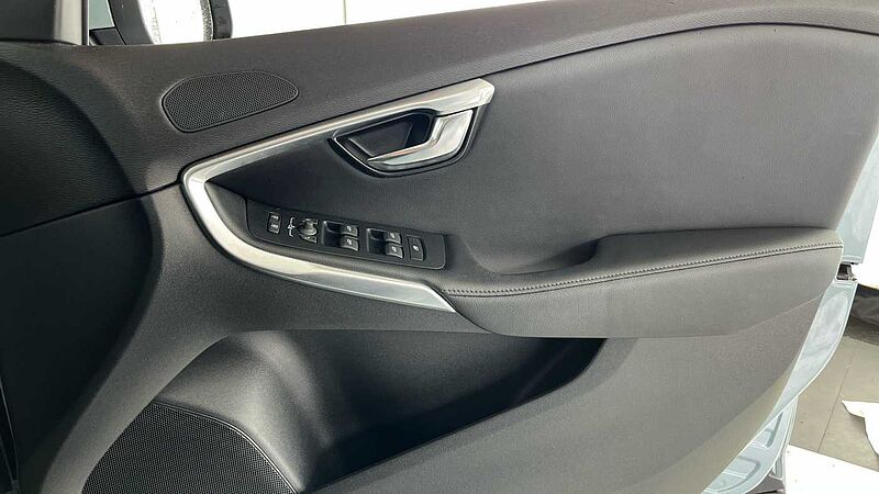 Volvo V40 T2 [122] Inscription 5dr
