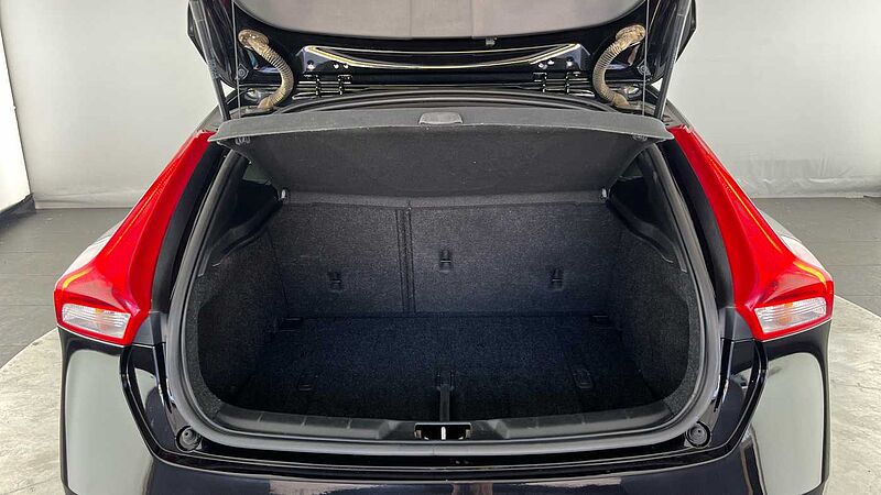 Volvo V40 T3 R-Design Pro Manual