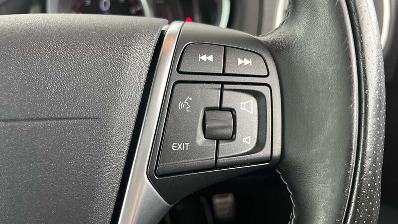 Volvo V40 T3 R-Design Pro Manual