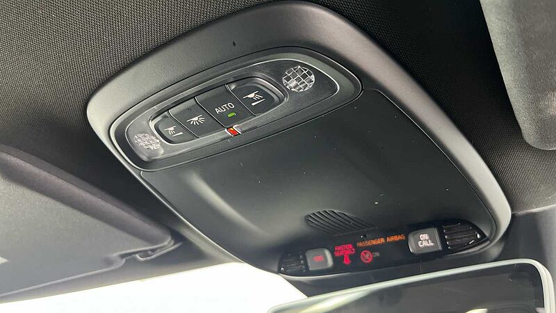 Volvo V40 T3 R-Design Pro Manual