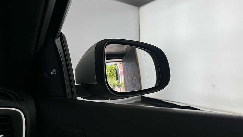 Volvo V40 T3 R-Design Pro Manual