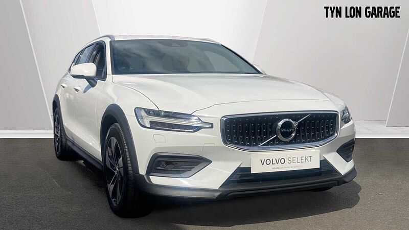 Volvo V60 Cross Country T5 AWD Plus Automatic