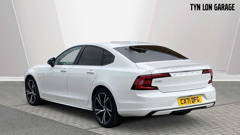 Volvo S90 Recharge R-Design, T8 AWD plug-in hybrid