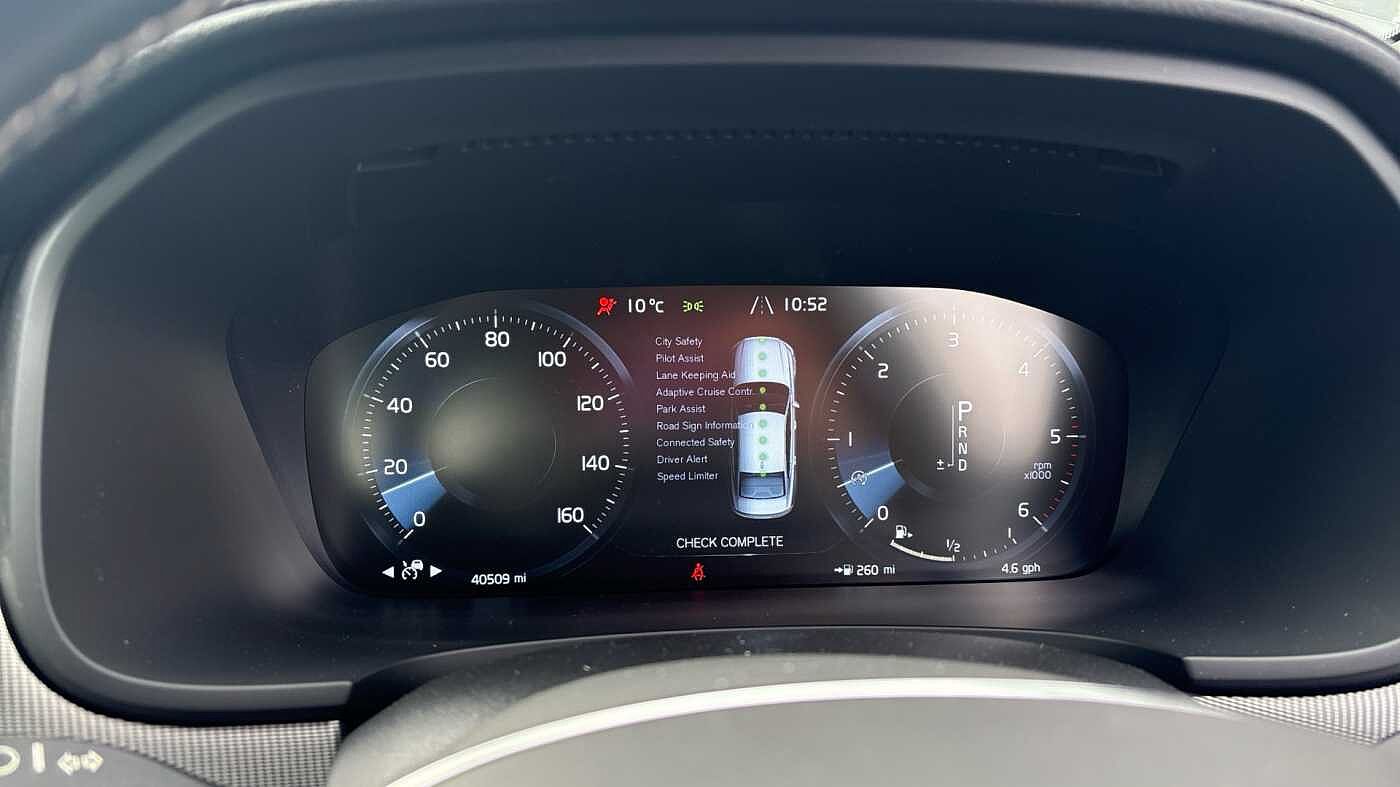 Volvo S90 D4 R-Design Automatic