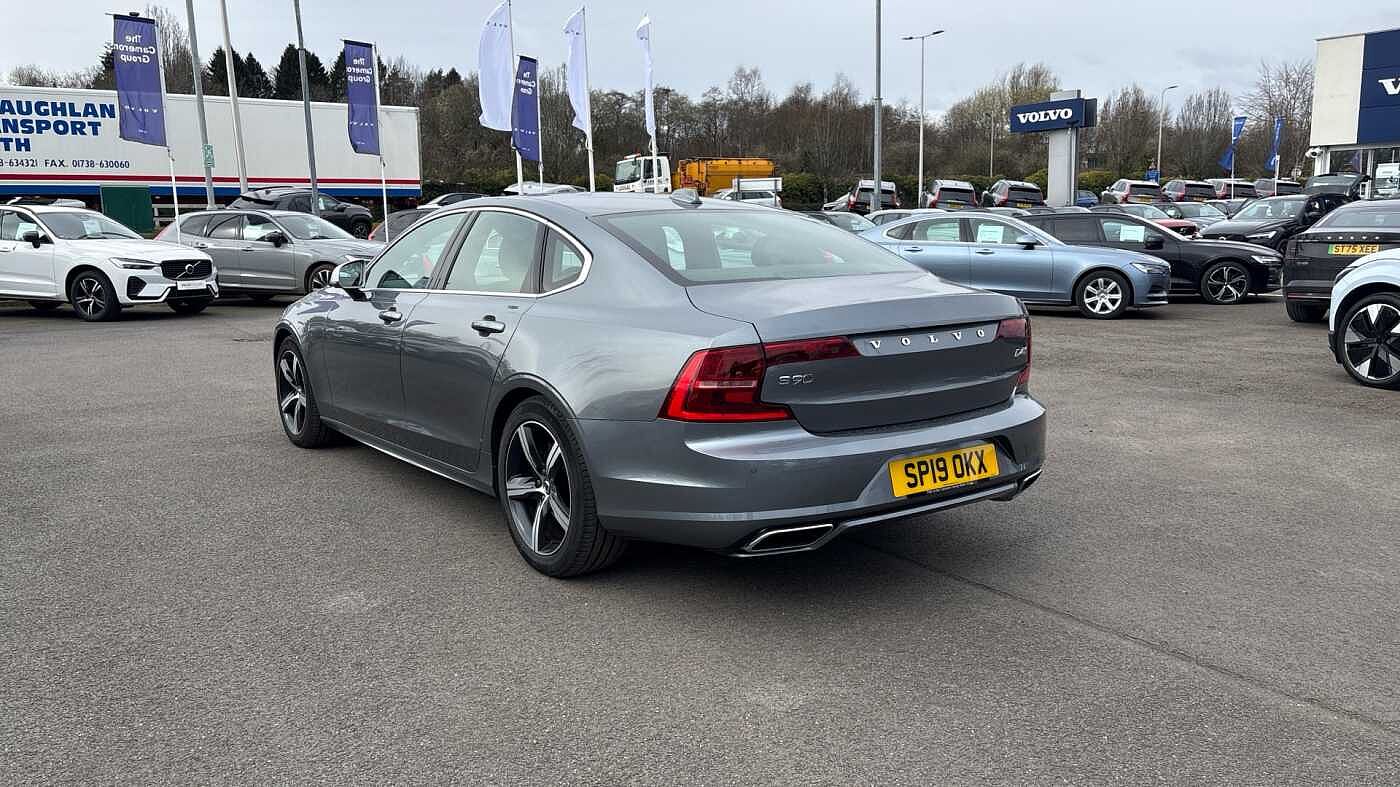 Volvo S90 D4 R-Design Automatic