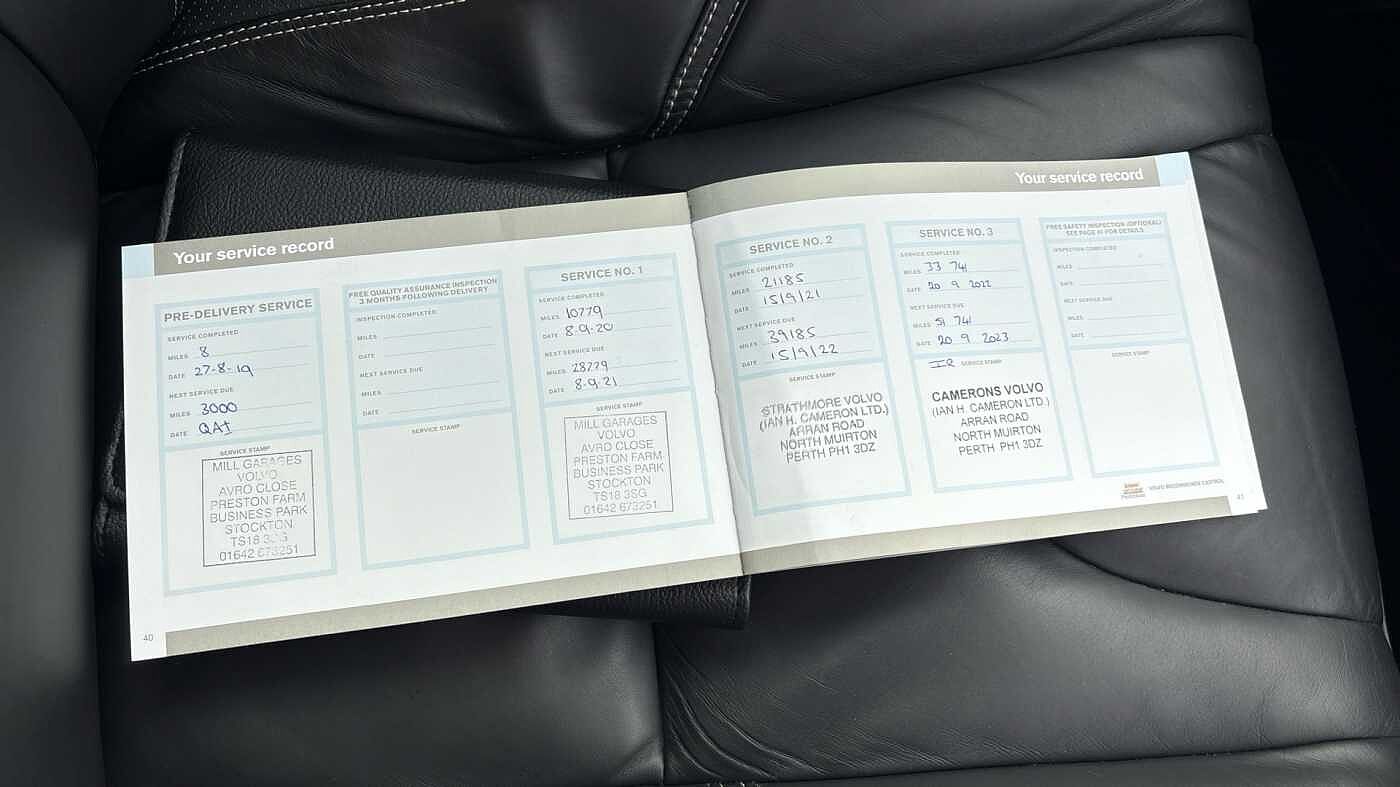 Volvo V40 T3 R-Design Pro Manual