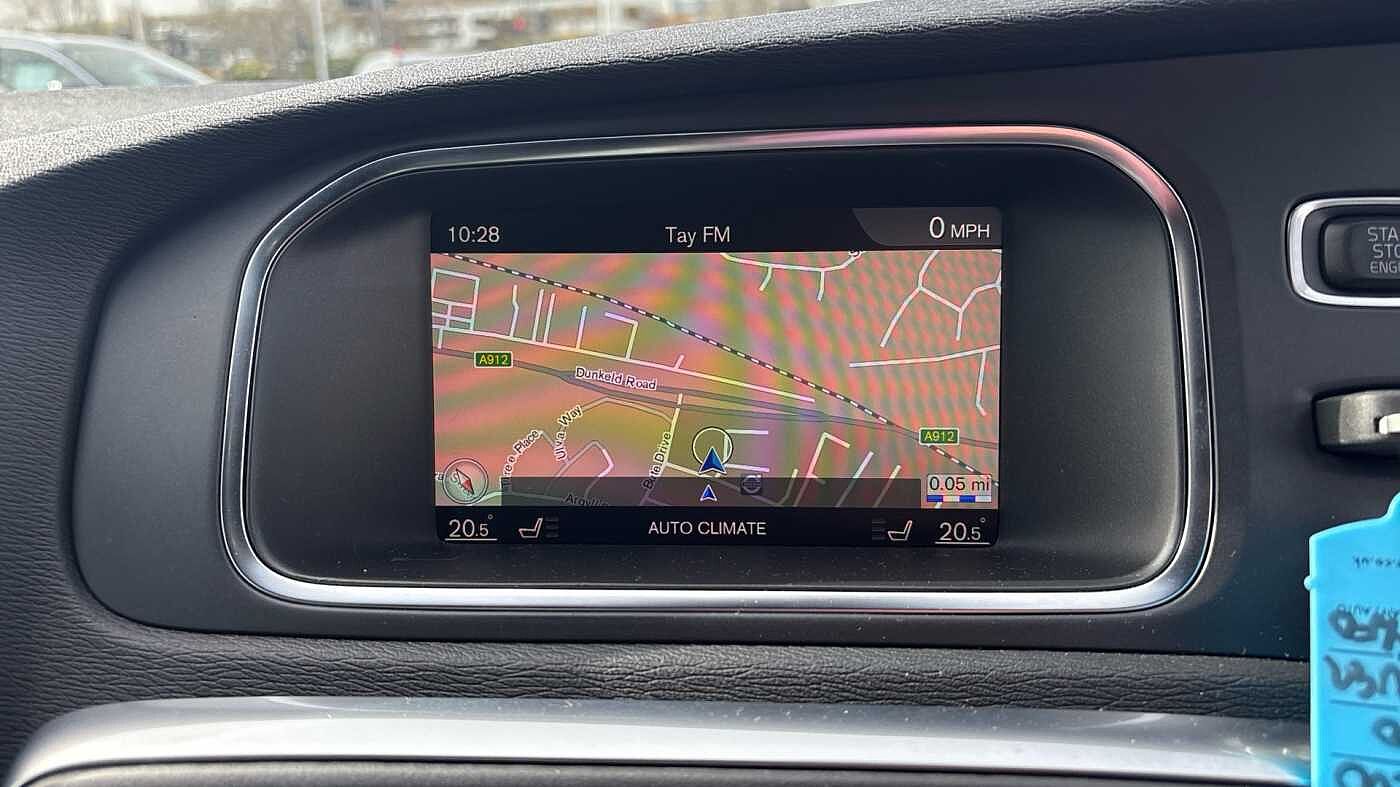 Volvo V40 T3 R-Design Pro Manual