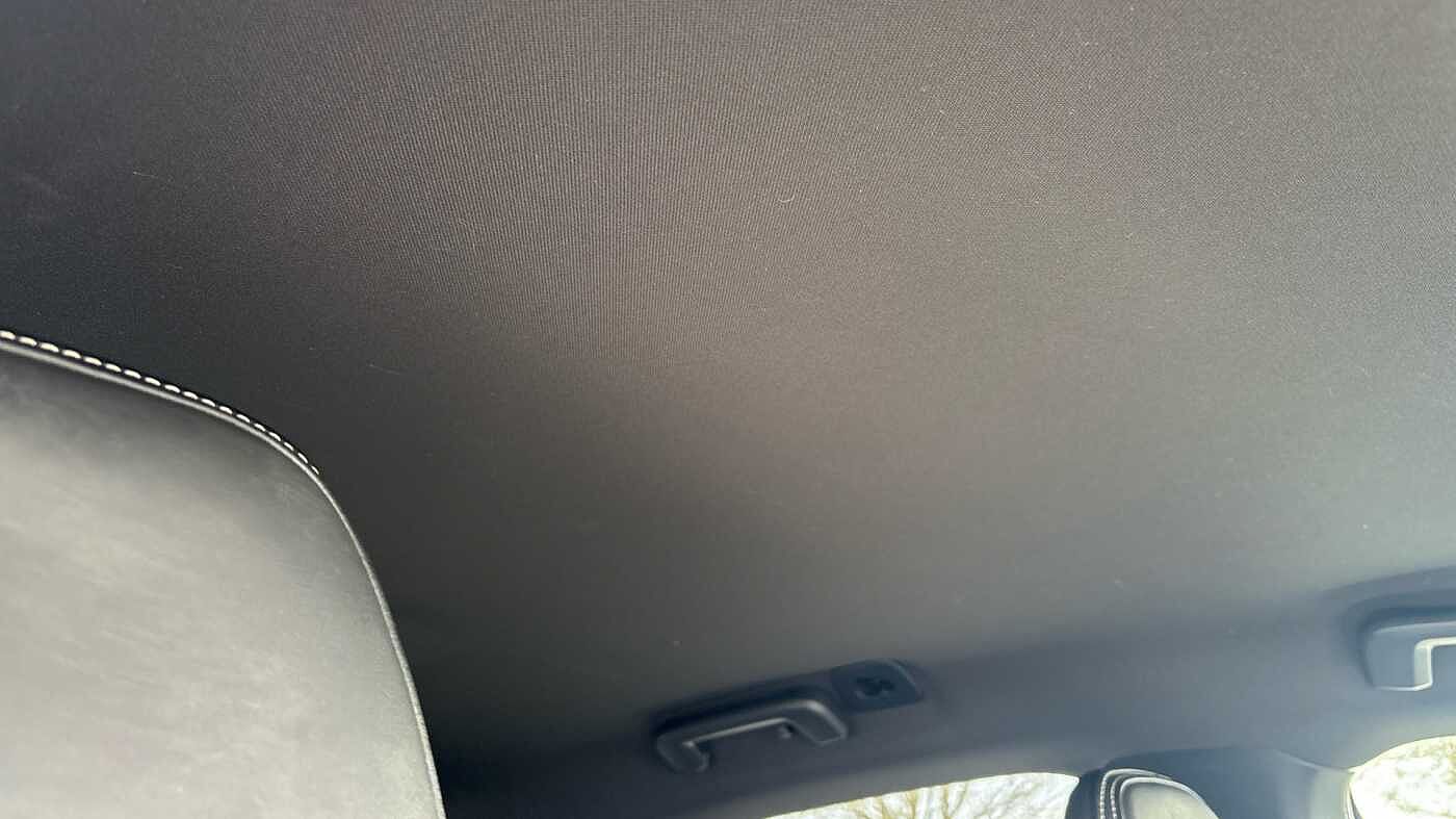 Volvo V40 T3 R-Design Pro Manual