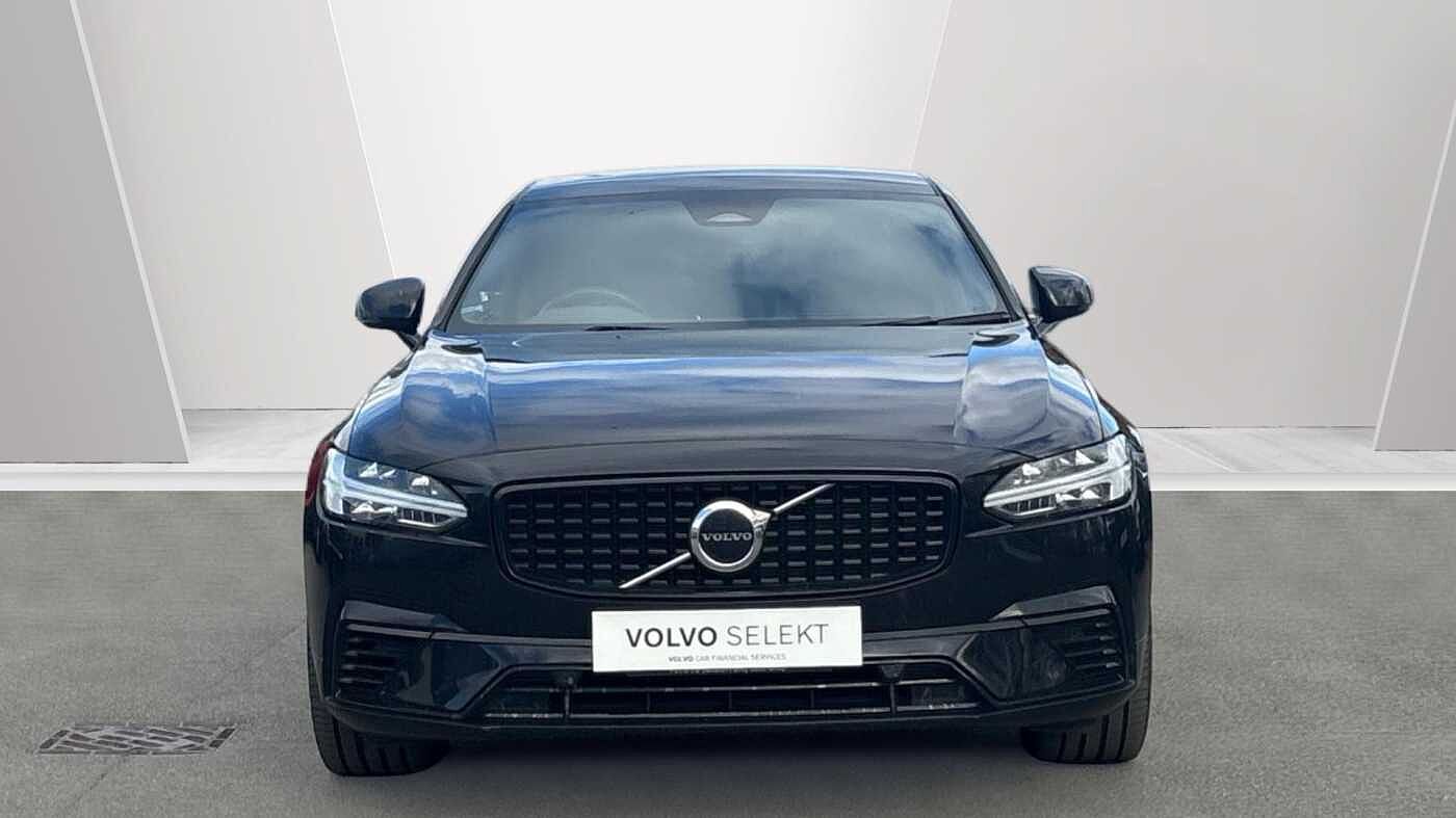 Volvo S90 Recharge R-Design, T8 AWD plug-in hybrid