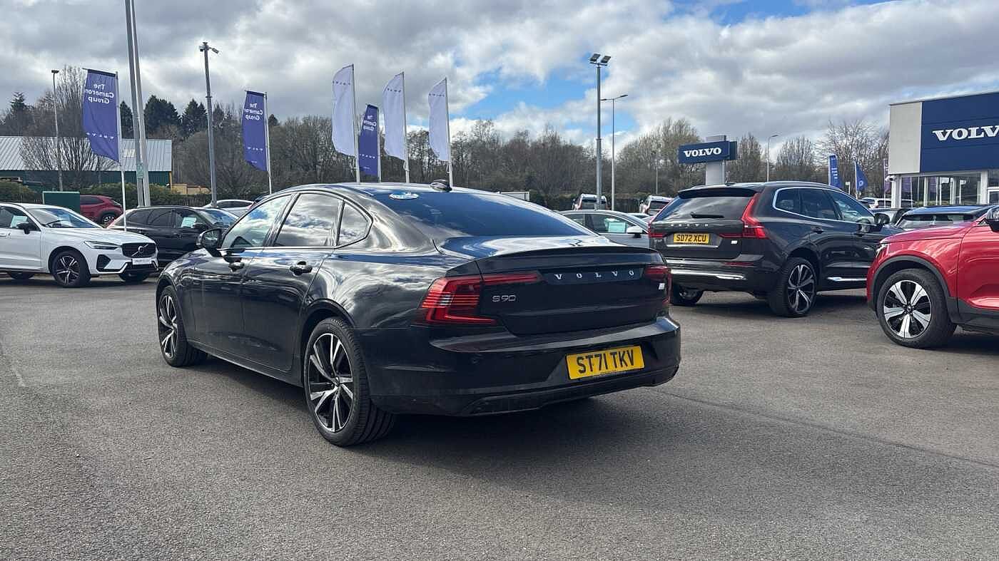 Volvo S90 Recharge R-Design, T8 AWD plug-in hybrid