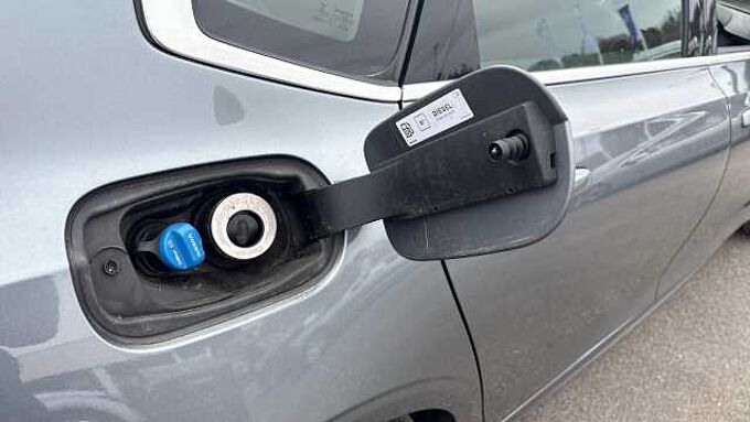 Volvo S90 D4 R-Design Automatic