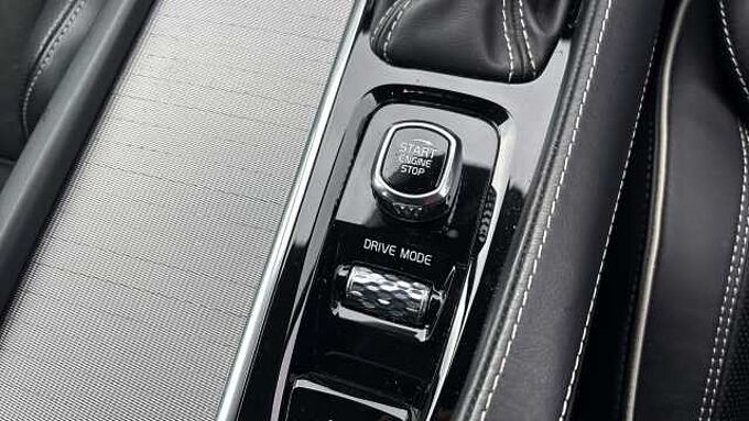 Volvo S90 D4 R-Design Automatic