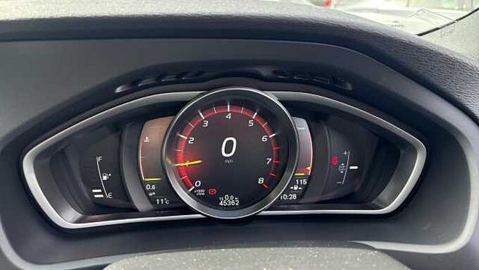 Volvo V40 T3 R-Design Pro Manual