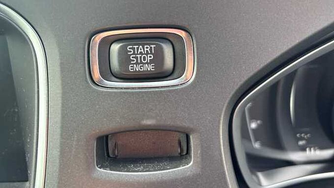 Volvo V40 T3 R-Design Pro Manual