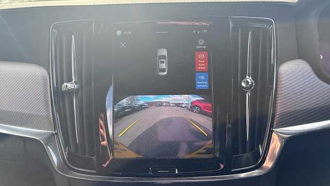 Volvo S90 Recharge R-Design, T8 AWD plug-in hybrid