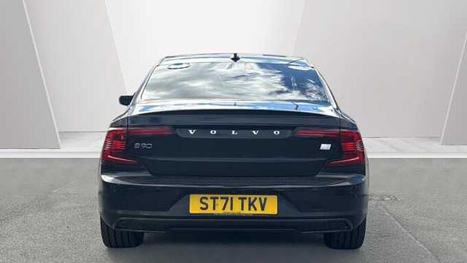 Volvo S90 Recharge R-Design, T8 AWD plug-in hybrid