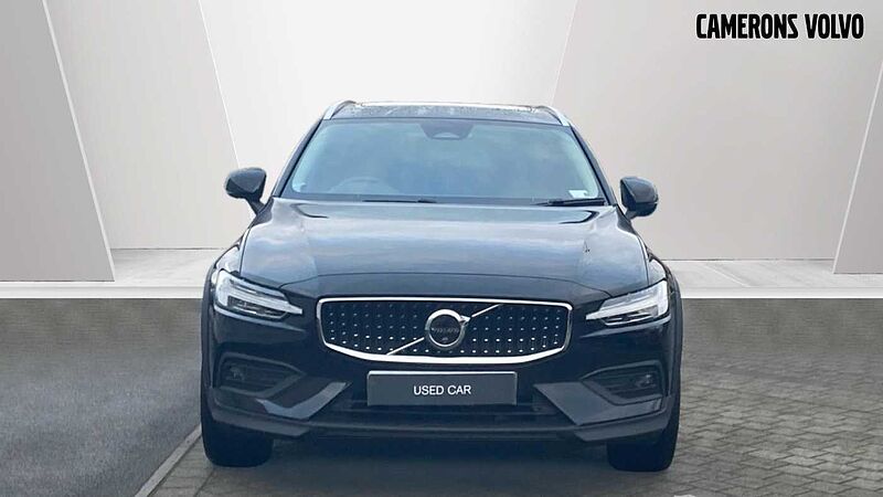 Volvo V60 Cross Country Ultimate, B5 AWD mild hybrid, Petrol