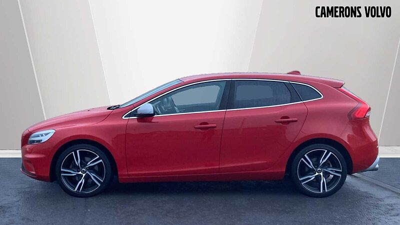 Volvo V40 T2 R-Design Pro Manual