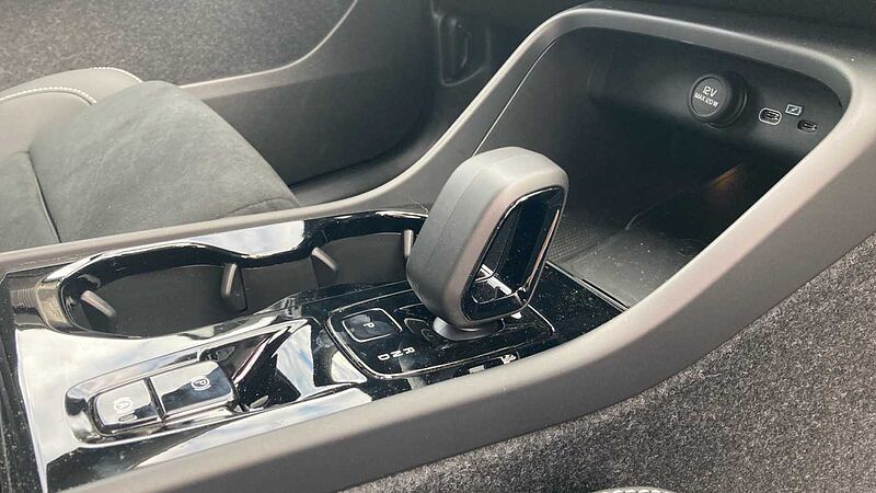 Volvo XC40 Black Edition Ultra, B4 Mild hybrid, Petrol
