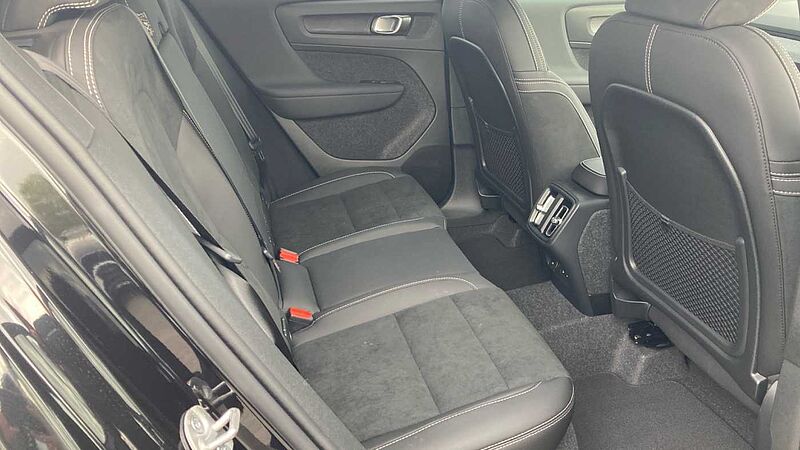 Volvo XC40 Black Edition Ultra, B4 Mild hybrid, Petrol