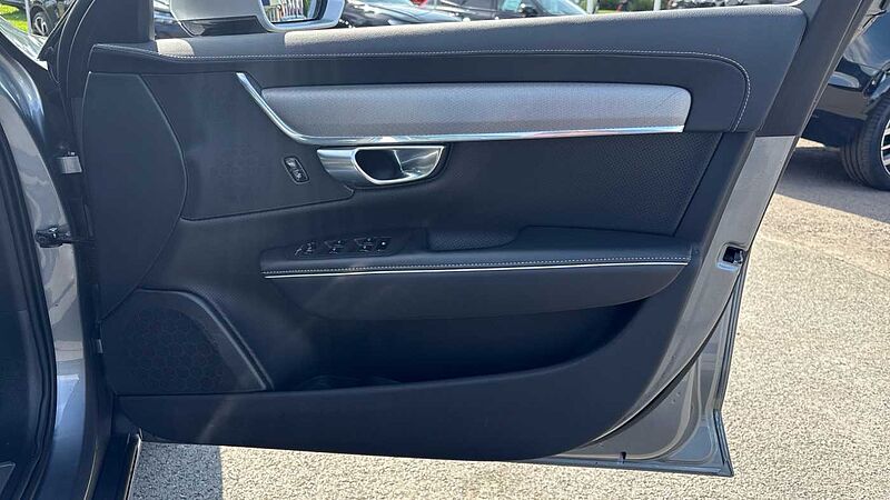 Volvo S90 T4 R-Design Automatic