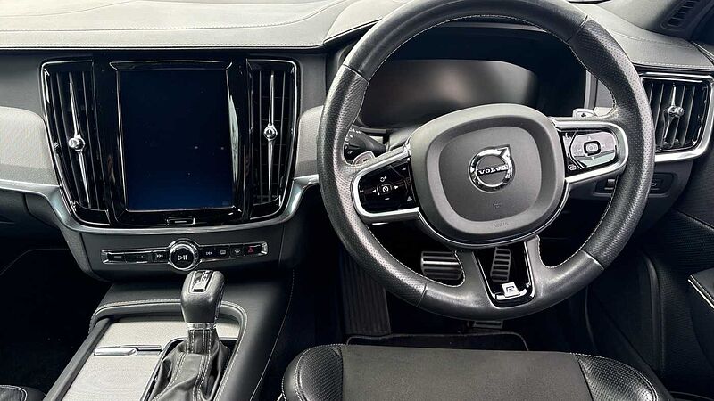 Volvo S90 D4 R-Design Automatic